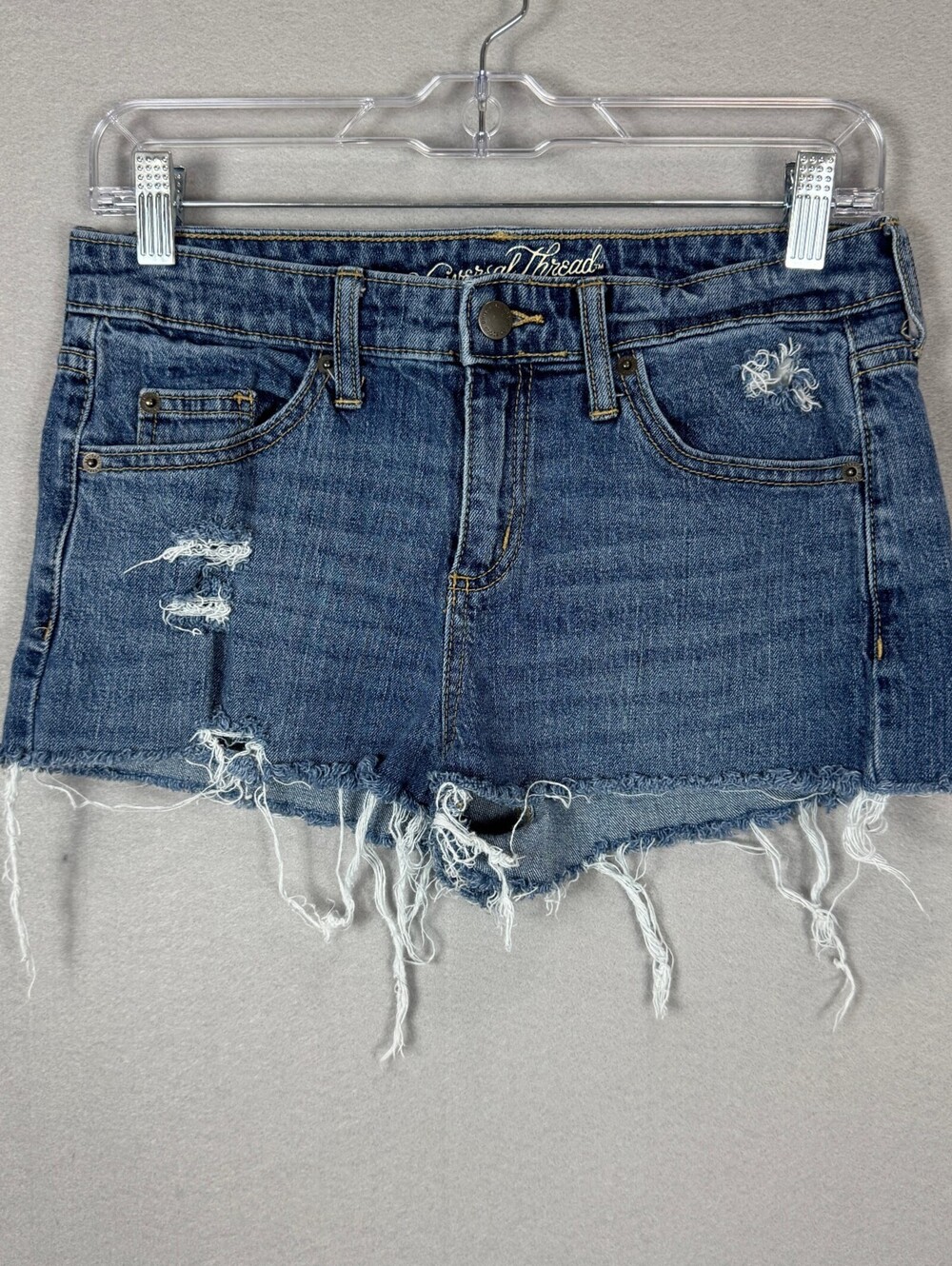 Universal Thread Women's Mid Rise Boyfriend Jean Shorts 2/26